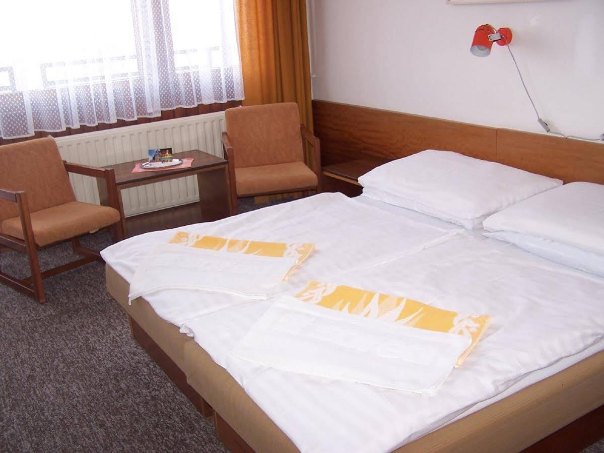 Hotel Sorea Hutnik Ii. Tatranska Lomnica Ngoại thất bức ảnh